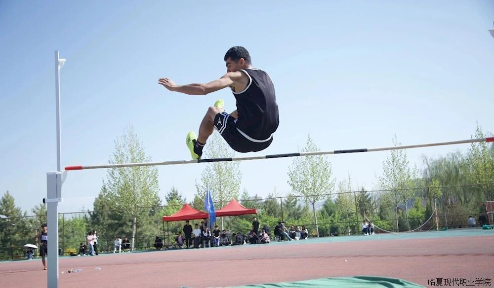 b763526f671c4b9db8f49701089fecbc.jpg