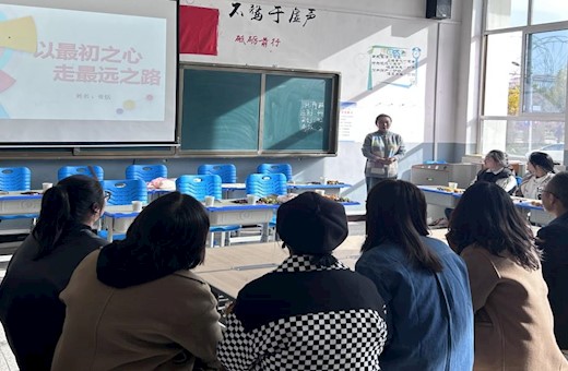 【“三抓三促”进行时】别开生面话专业， 师生同心促发展——基础教育学院开展婴幼儿托育服务与管理专业师生座谈会