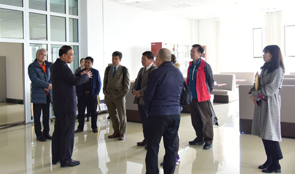AAA_3183-01.jpg