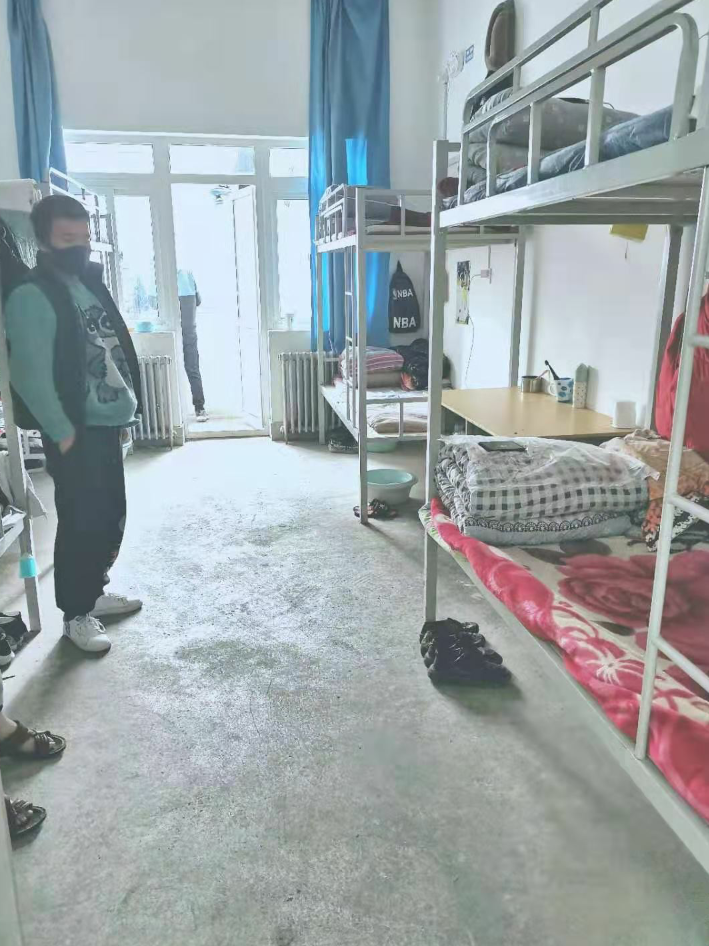 汽车工程系宿舍劳动教育简报