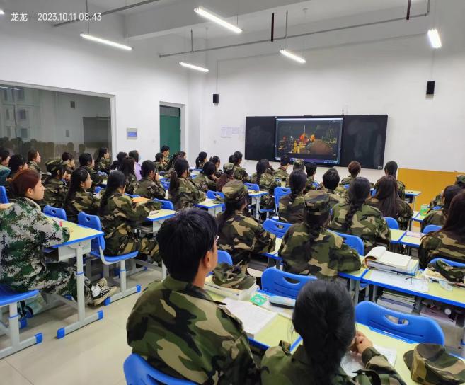  【“三抓三促”进行时】卫生健康学院开展军事理论学习和爱国主义教育